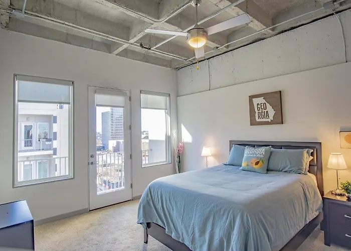 2 Bedroom Fully Furnished Apartment Near Emory University Hospital Midtown